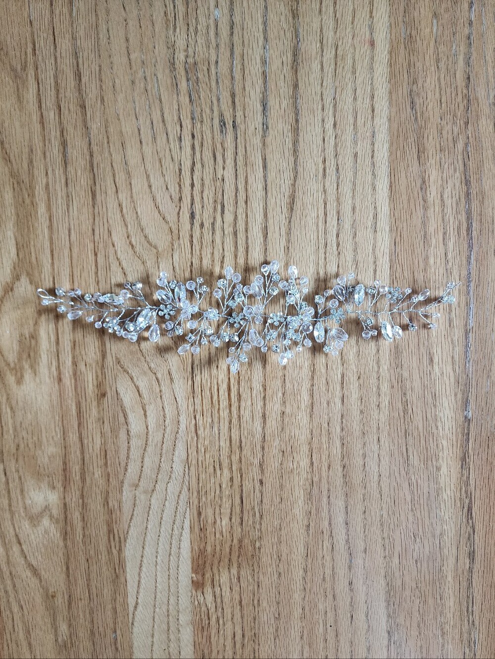 NWOT Floral Rhinestone Embellished Silver Hair Accessories